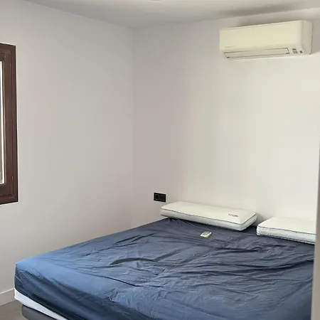 Holiday home Oliveras *